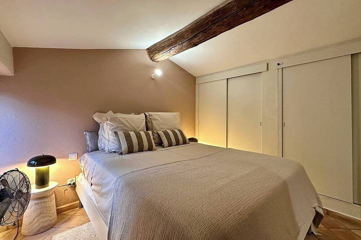 Gîte pour 2 personnes, avec jardin à Gordes - 4