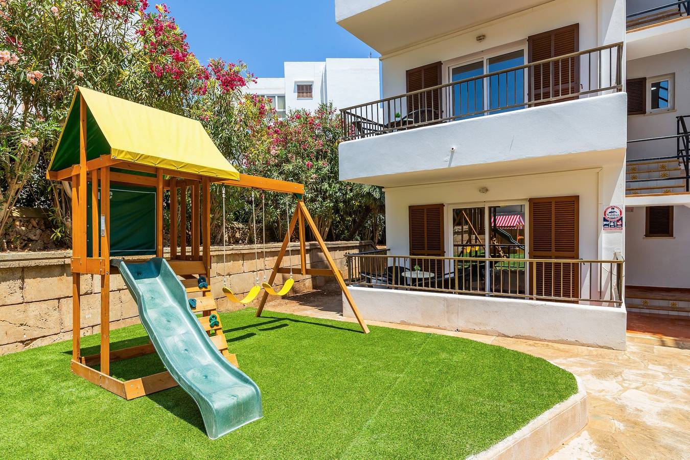 Entire apartment, Apartment "Gran Sol Family 7" with Shared Pool, Wi-Fi, Air Conditioning (Tourist Tax Included) in Cala Serena, Felanitx