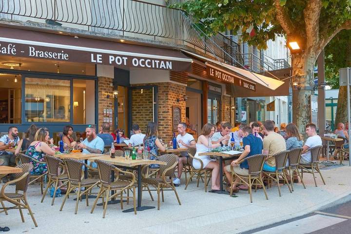 Club vacances pour 4 personnes, avec vue ainsi que jardin et piscine dans Occitanie - 3