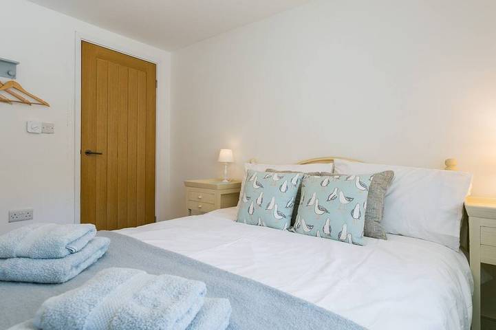 Gwenyn Haf Bach - Schlafmöglichkeiten für 2 Gäste in 1 Schlafzimmer in Nefyn, Gwynedd