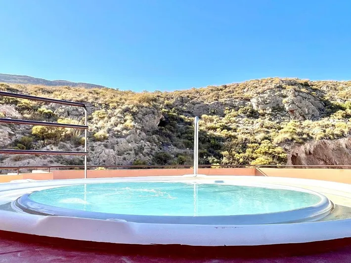 Apartamento de vacaciones para 2 personas, con jacuzzi y terraza - 1
