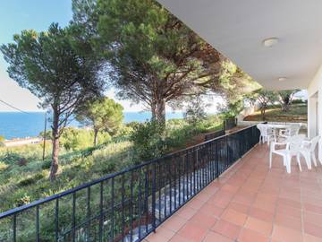 Ferienhaus für 6 Personen, mit Garten in Llanca