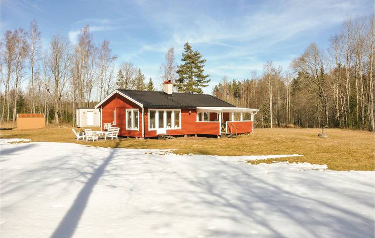 Ferienhaus für 6 Personen, mit Terrasse und Garten sowie Seeblick in Värmland - 2