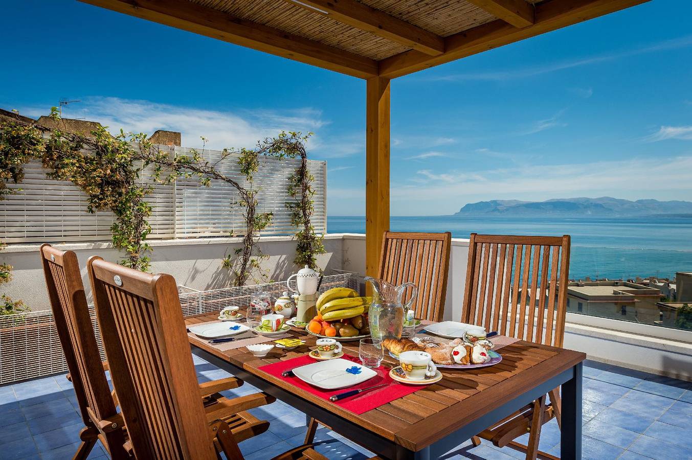 Apartamento vacacional entero, Bluoltremare Terrace in Castellammare del Golfo, Provincia de Trapani