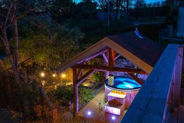 Cottage pour 2 personnes, avec vue et jardin à Rieupeyroux
