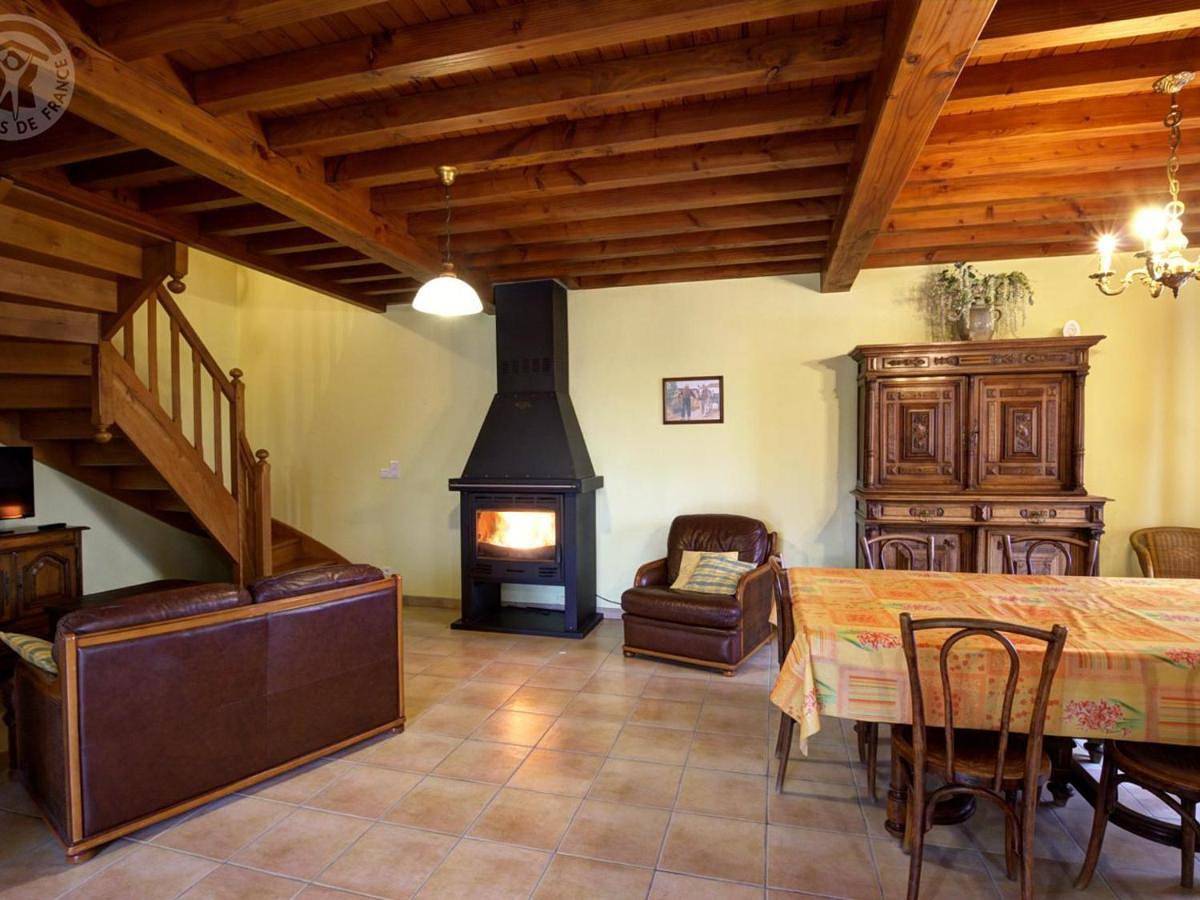 Gîte à Amions avec cheminée, jardin et petit animal accepté - Fr-1-496-112 in Amions, Région de Roanne