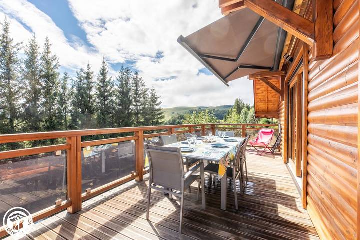 Gîte pour 9 personnes, avec terrasse ainsi que sauna et jacuzzi à Besse-et-Saint-Anastaise - 3