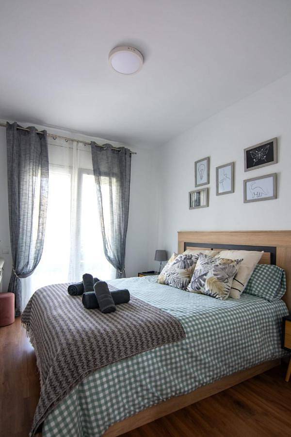 Apartamento para 5 personas, con Balcón y Terraza en Falset