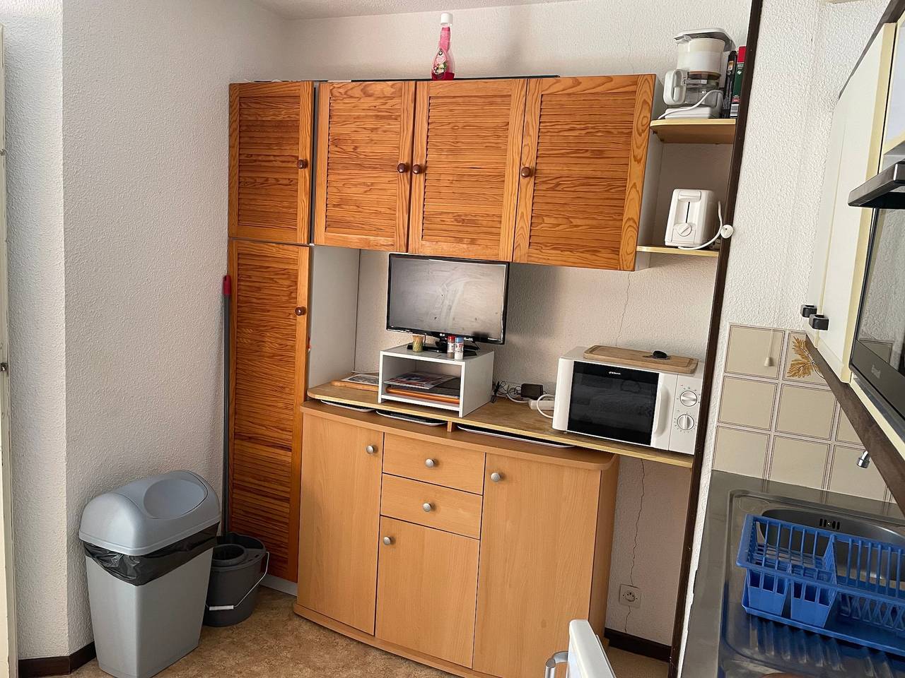 Apartamento entero, Apartamento 'Les Christalines' con vistas a la montaña y balcón in Le Lioran, Laveissière