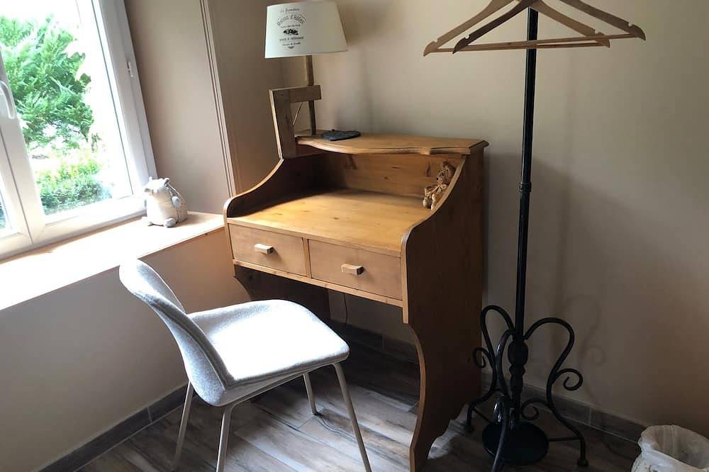 Chambre et table d'hôtes Stable near Sancerre Guédelon circuit 3 Loire à vélo in Léré, Bourges und Umgebung