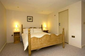 Glamping for 12 People in Peak District, Midlands, Photo 2