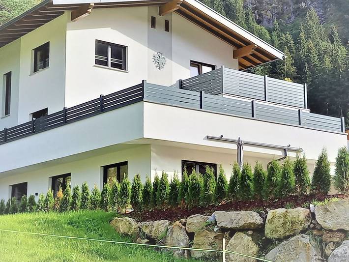 Ferienwohnung für 4 Personen, mit Garten in Ginzling