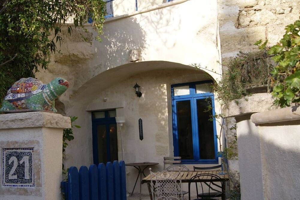 Maison d'artiste troglodytique au pied du Château d'Amboise in Amboise, Région de Tours