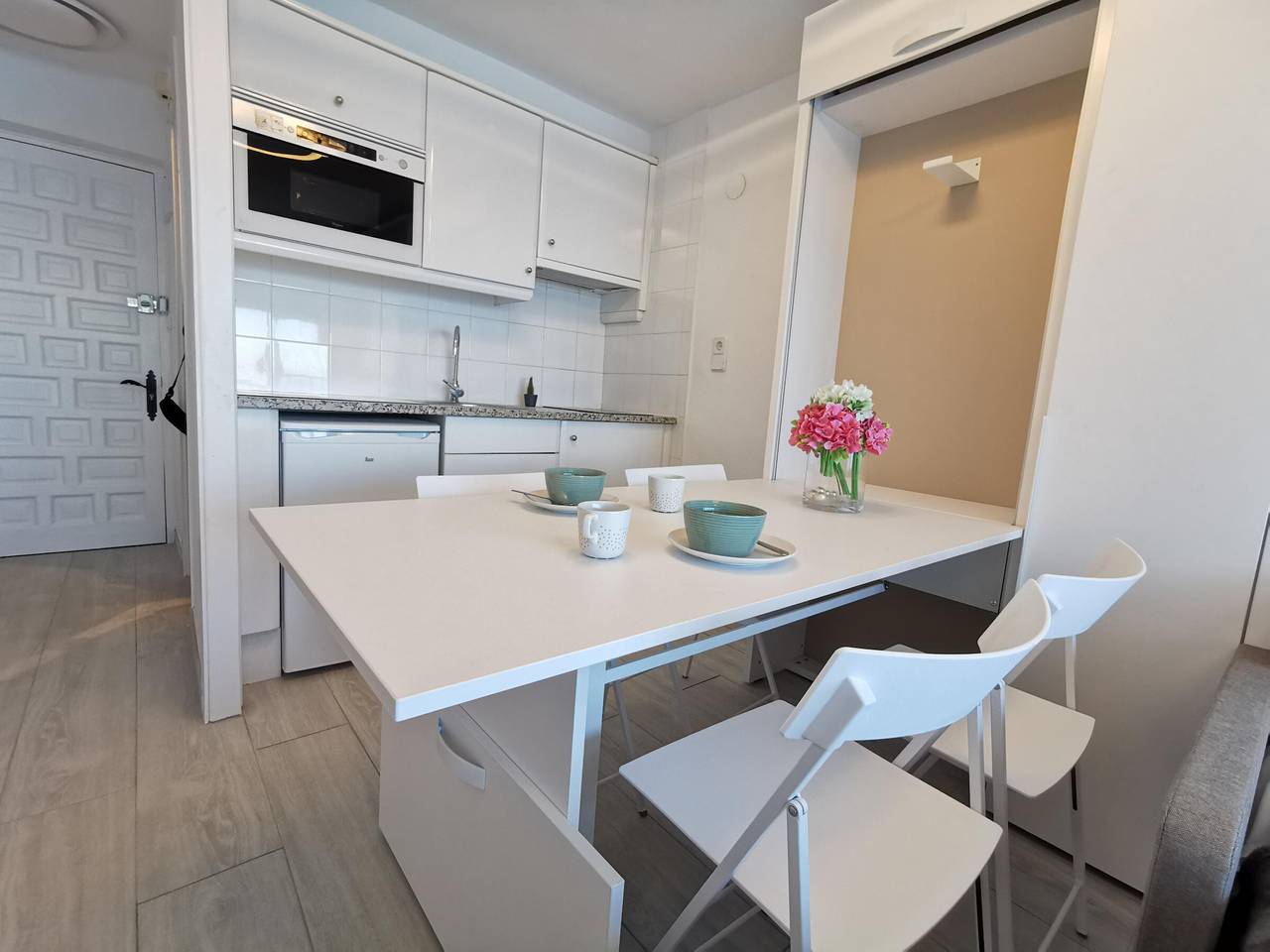 Ganze Wohnung, Renoviertes Studio direkt am Strand mit Parkplatz in Platja d'Aro in Platja d'Aro, Costa Brava