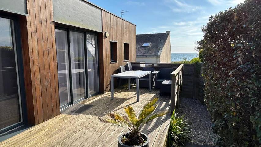 Gîte pour 4 personnes, avec terrasse et vue dans Plage des Govelins - 2