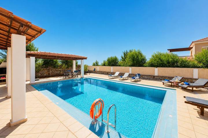 Location de vacances pour 7 personnes, avec Vue sur l’océan ainsi que Terrasse et Jardin dans Vámos - 4