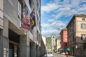 Location de vacances pour 2 personnes, avec vue et jardin à Sondrio