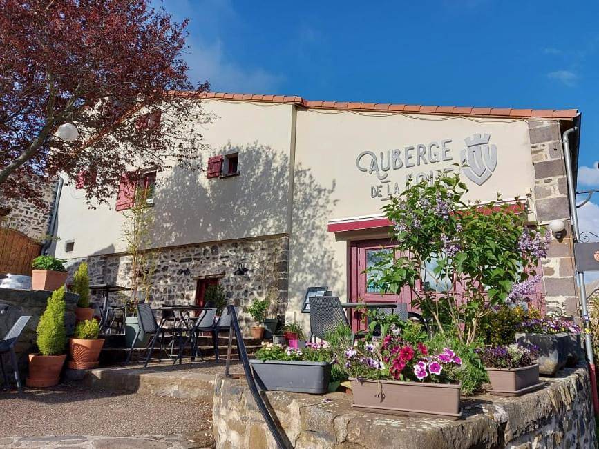 Double Room with Mountain View in Vodable, Région de Besse-et-Saint-Anastaise
