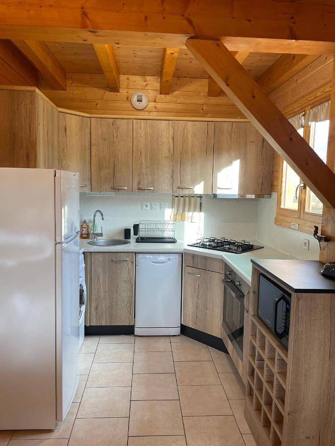 Gîte pour 6 personnes, avec jardin à Champdray - 4