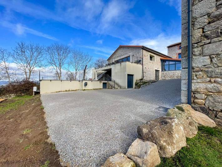 Location de vacances pour 15 personnes, avec jardin ainsi que piscine et vue à Monistrol-sur-Loire - 3