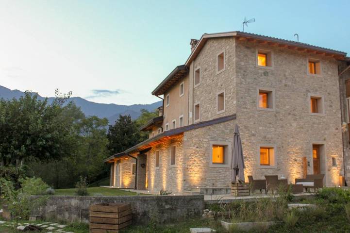 B&b per 2 persone, con panorama e giardino sulle Dolomiti