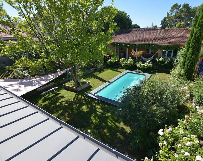 Location de vacances pour 2 personnes, avec piscine et jardin à Mérignac - 3