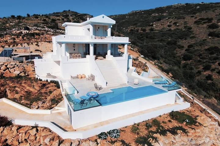 Villa für 8 Personen, mit Whirlpool und Garten sowie Balkon - 1
