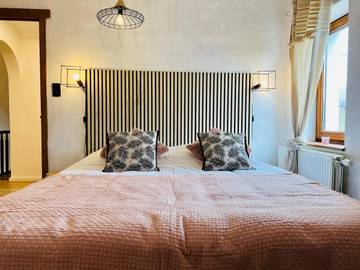 Gîte pour 6 personnes, avec jardin et jacuzzi, animaux acceptés à Tenneville