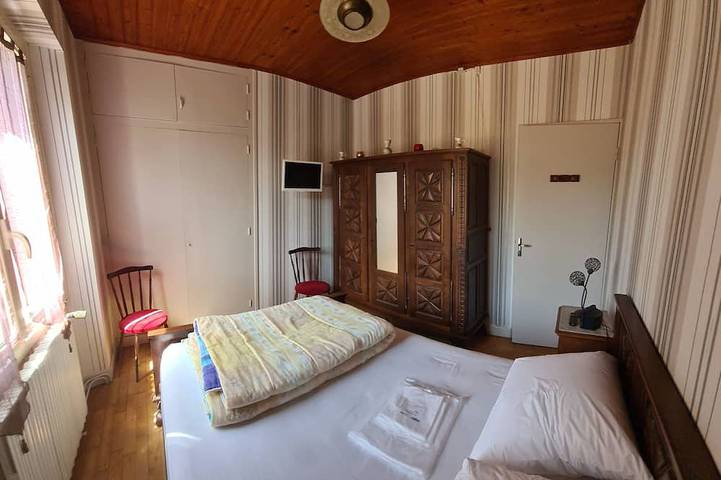 Location de vacances pour 12 personnes, avec jardin et balcon, animaux acceptés à Montayral - 3