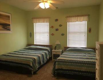 Vacation Apartment for 12 Guests in Wildwood, Jersey Shore, Picture 3