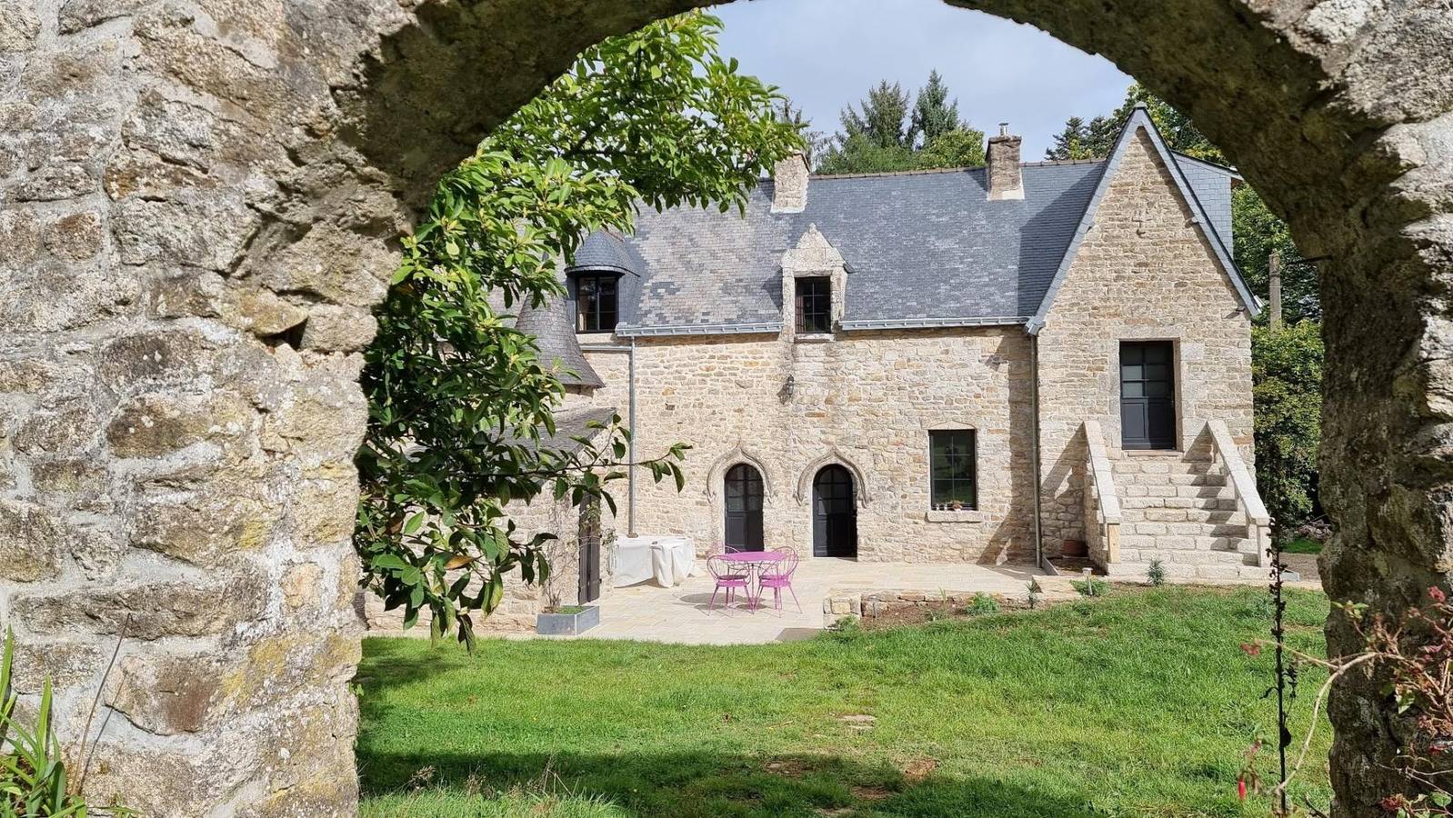 Roi Arthur in Treffléan, Parc naturel régional du Golfe du Morbihan