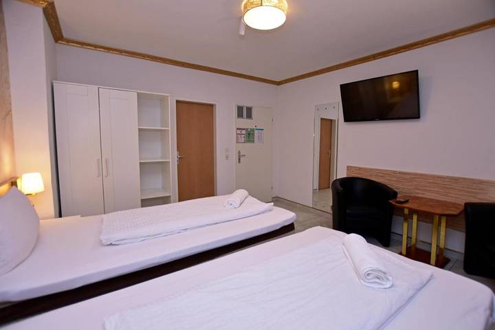 Hotel für 4 Personen in Hamburger DOM - 2