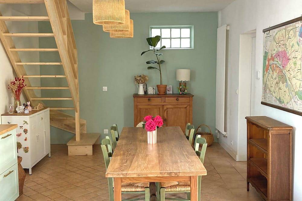 5-person town house ideal with children in Colombes, Altos del Sena