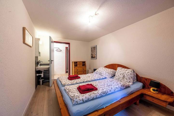 Ganze Wohnung, Grosse Wohnung im Ferienzentrum | mit Whirlpool in Diemtigen, Frutigen - Lenk - Adelboden