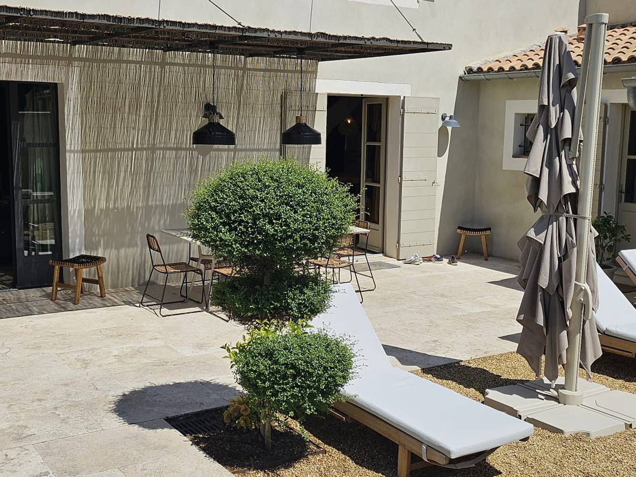 Village house with private pool in Saint-Rémy in Saint-Rémy-de-Provence, Arles region