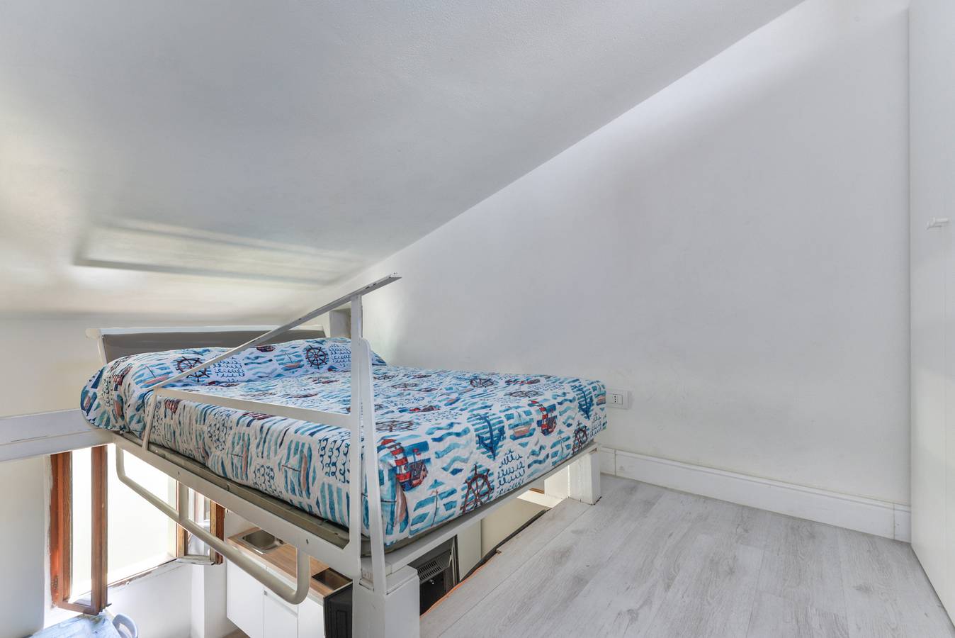 Ganzes Studio, Einzimmerapartment 'Loft Maestrale' mit Wi-Fi und Klimaanlage in Rio Marina, Elba