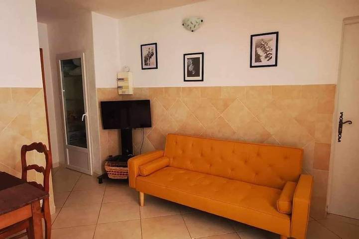 Ganze Wohnung, Located in Bargemon in the Haut-Var region: Ground-floor apartment in a villa in Bargemon, Draguignan Region