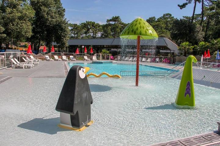 Parc de vacances pour 2 personnes, avec piscine en Charente-Maritime - 4