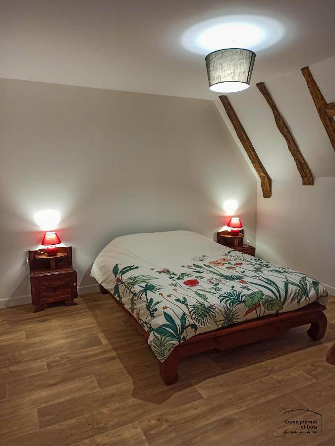 Location de vacances pour 10 personnes, avec jardin et vue, adapté aux familles à Saint-Martin-Valmeroux - 4