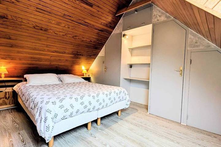 Gîte pour 2 personnes, avec jardin ainsi que jacuzzi et terrasse à Plouégat-Moysan - 4