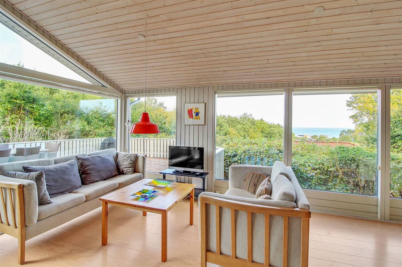 Awesome home in Glesborg w/ 3 Bedrooms, Wifi and Sauna in Bønnerup Strand, Glesborg