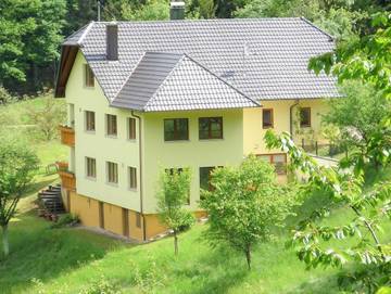 Ferienwohnung für 4 Personen, mit Ausblick und Garten, kinderfreundlich in Schuttertal