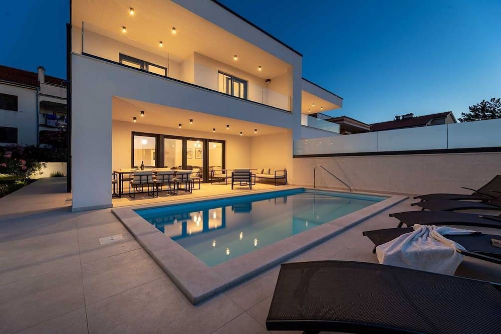 Casa vacanza a Klimno a partire da 523€ a notte
