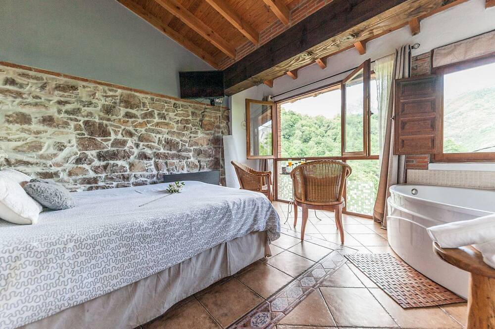 Ganze Wohnung, Ländliche Wohnung El Carbayu in Proaza, Cordillera Cantábrica
