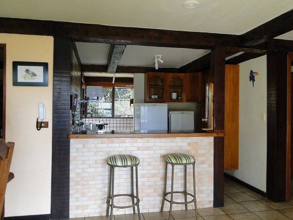 Haus mit 4 Suiten, Yacht Club, Pool, Deck / Terrasse, Meerblick, in der Nähe der Villa in Ilhabela