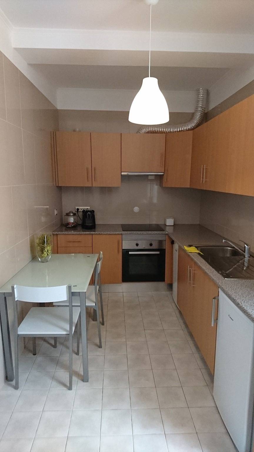 Appartement 'Faro City Center Apartment I' met eigen buitenruimte, Wifi & airco, foto 10