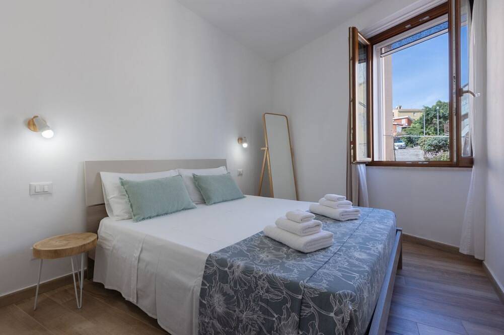 Ganze Wohnung, Guesthost - Carloforte Central Bright Apartment! in Carloforte, Sulcis Iglesiente