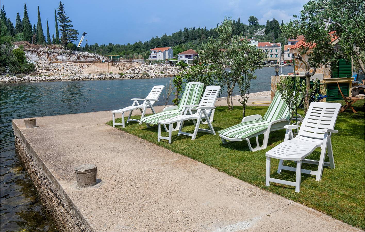 Ganze Ferienwohnung, Gemütliche 1-Zimmer-Wohnung mit Terrasse, 100 m vom Strand entfernt in Blace, Dubrovnik-Neretva
