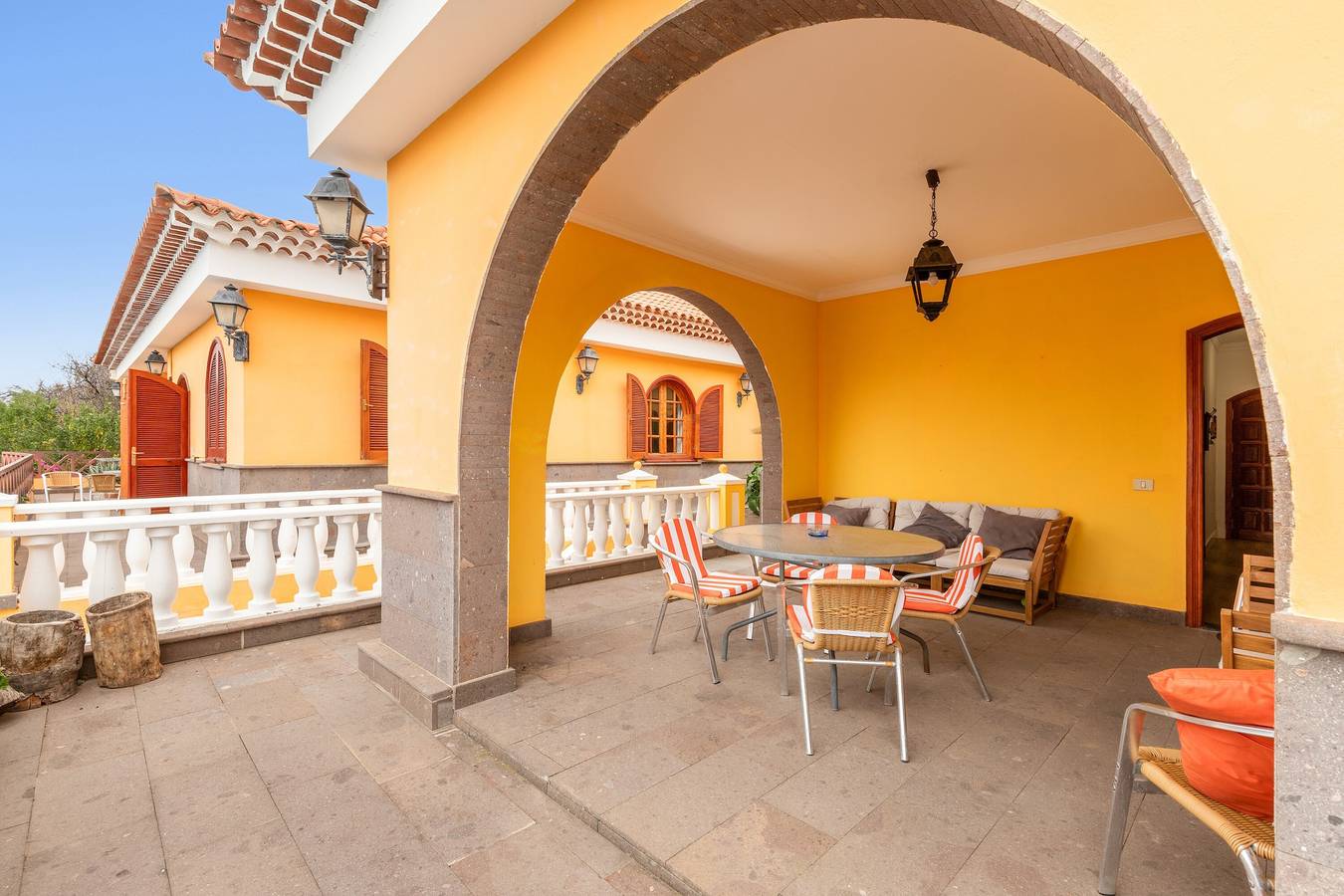 'Roque Bentayga' con vistas a la montaña, Wi-Fi y aire acondicionado in Tejeda, Gran Canaria Oeste