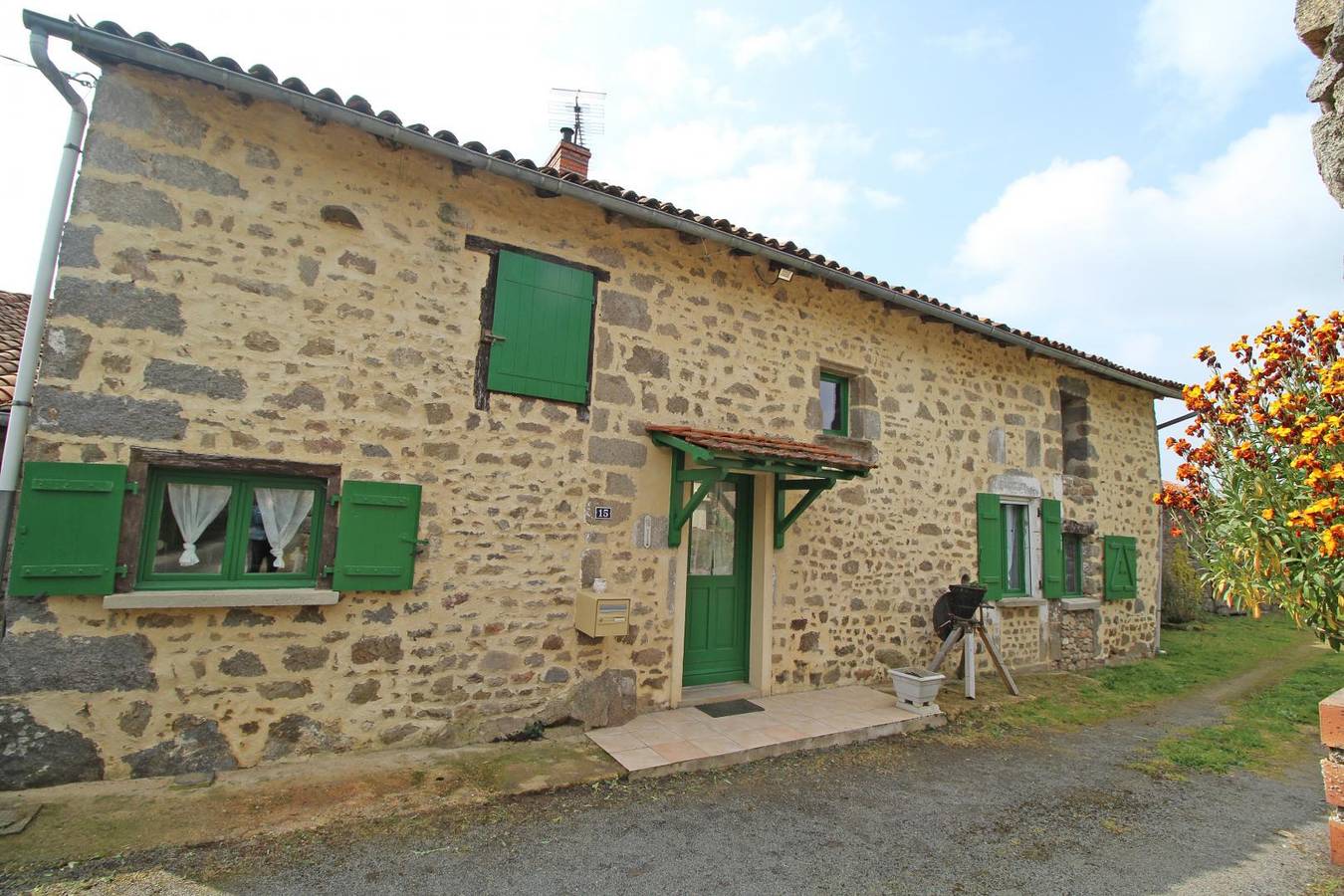 familial 'le Chiron' in Paroisse Saint-Martin En Basse Marche, Région De Bellac